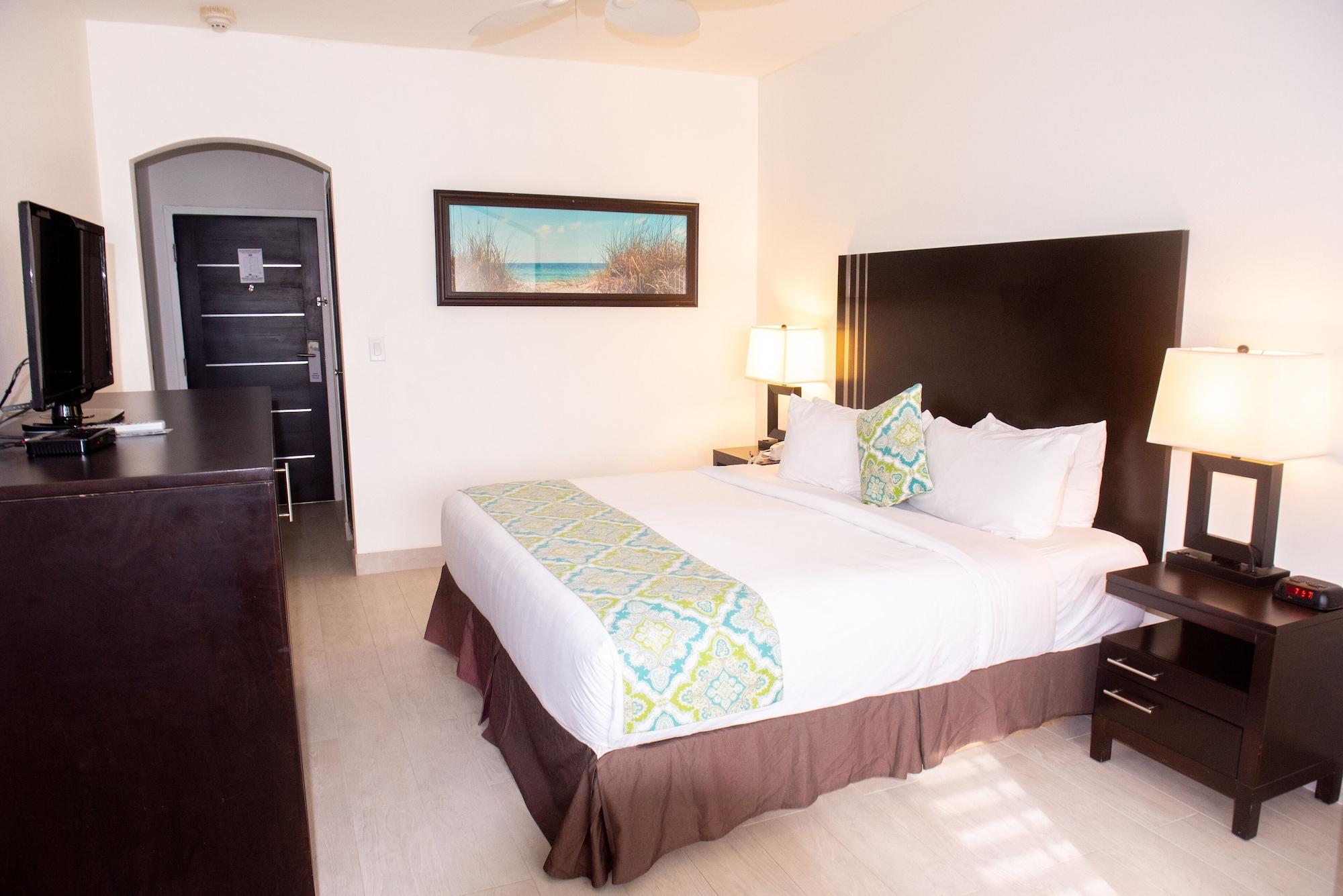 Ports Of Call Resort Grace Bay Exteriér fotografie