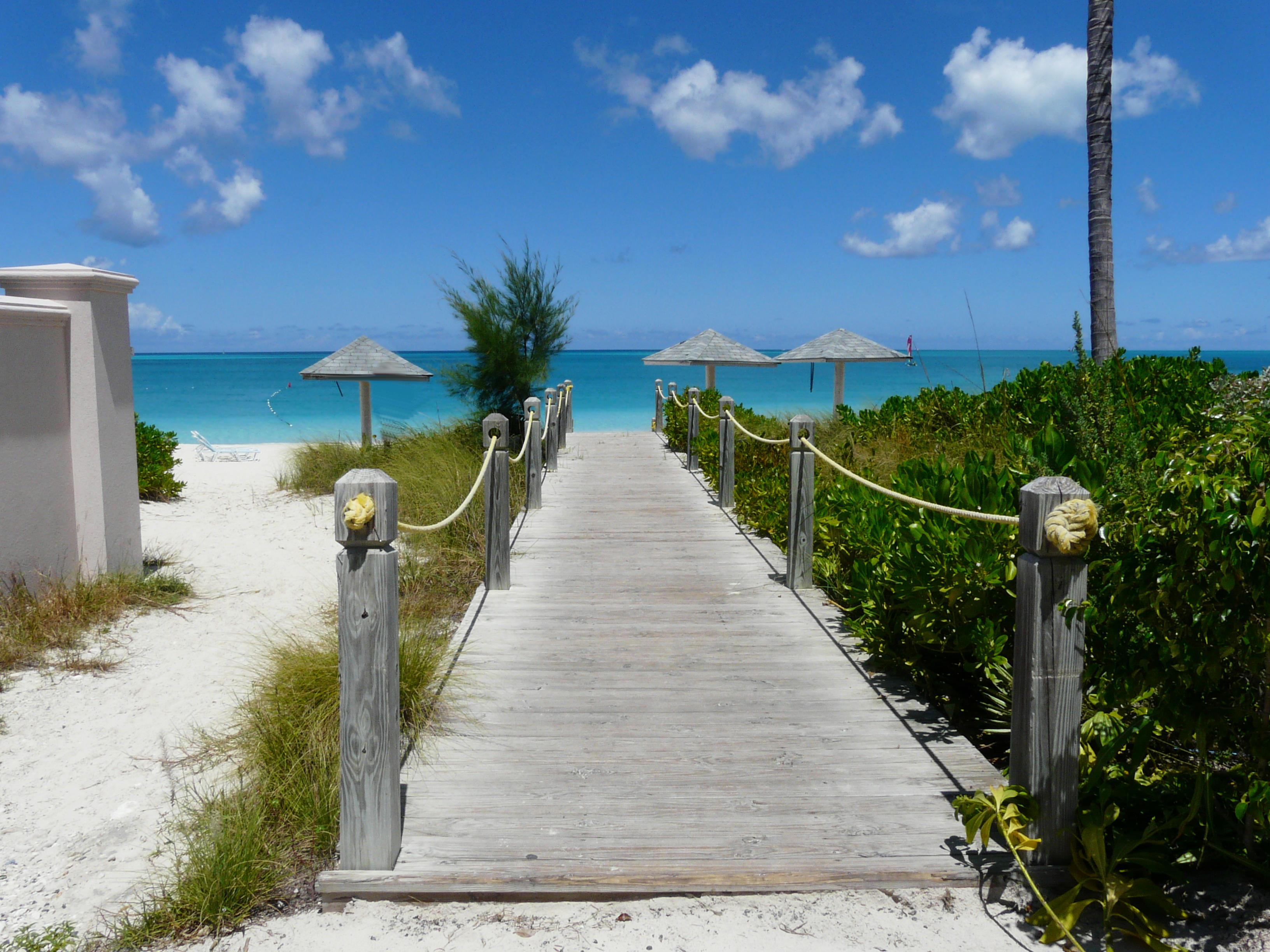 Ports Of Call Resort Grace Bay Exteriér fotografie