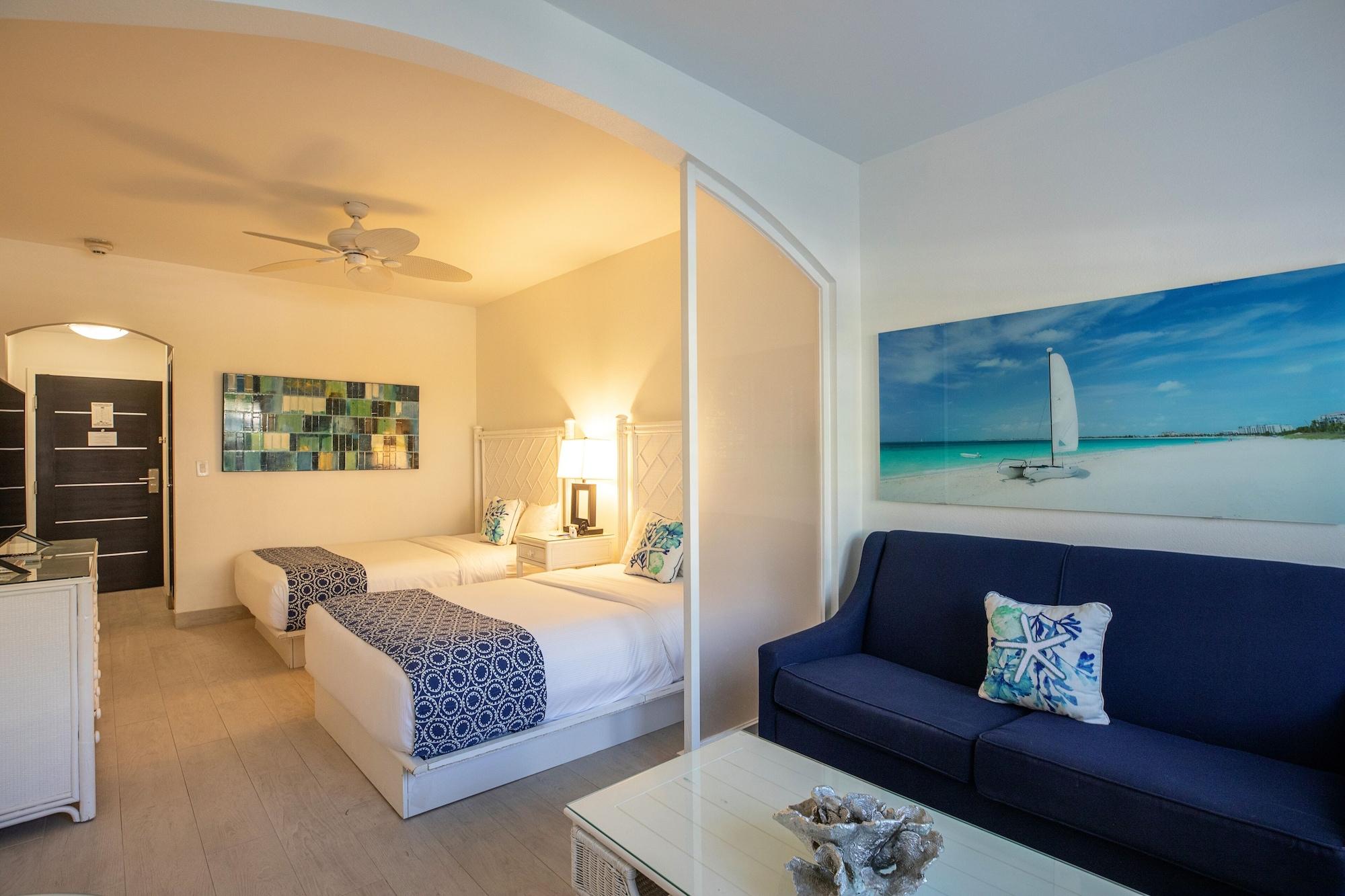 Ports Of Call Resort Grace Bay Exteriér fotografie